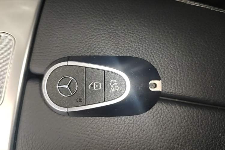 Used Mercedes-Benz C-Class 2022 Restyled C 200 L Sport Edition Interior 1