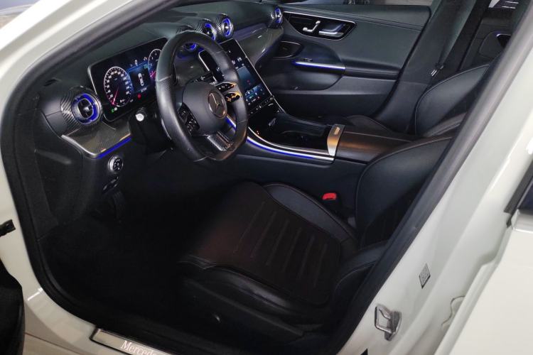 Used Mercedes-Benz C-Class 2022 Restyled C 260 L Sport Edition Interior 1