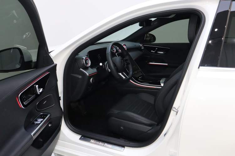 Used Mercedes-Benz C-Class 2022 Restyled C 260 L Sport Edition Interior 1