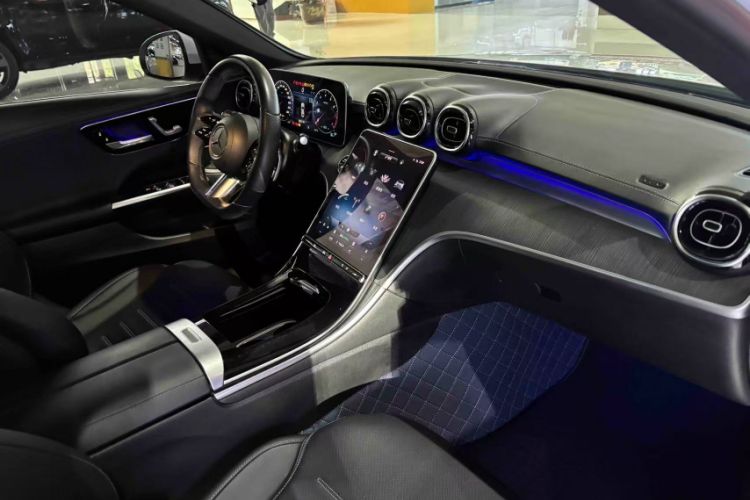 Used Mercedes-Benz C-Class 2022 C 200 L Sport Edition Interior 10