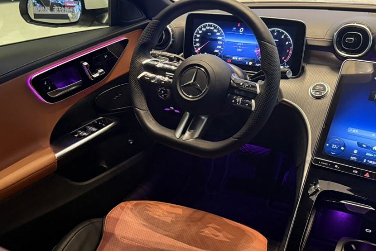Used Mercedes-Benz C-Class 2022 Restyled C 200 L Sport Edition Interior 10