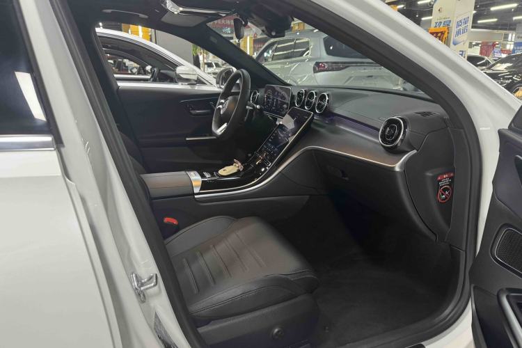 Used Mercedes-Benz C-Class 2022 Restyled C 200 L Sport Edition Interior 10