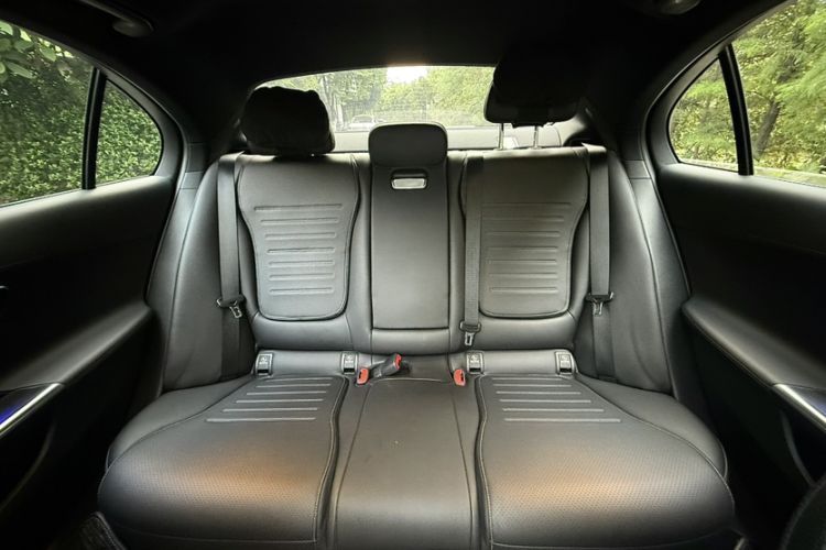 Used Mercedes-Benz C-Class 2022 C 200 L Sport Edition Interior 13