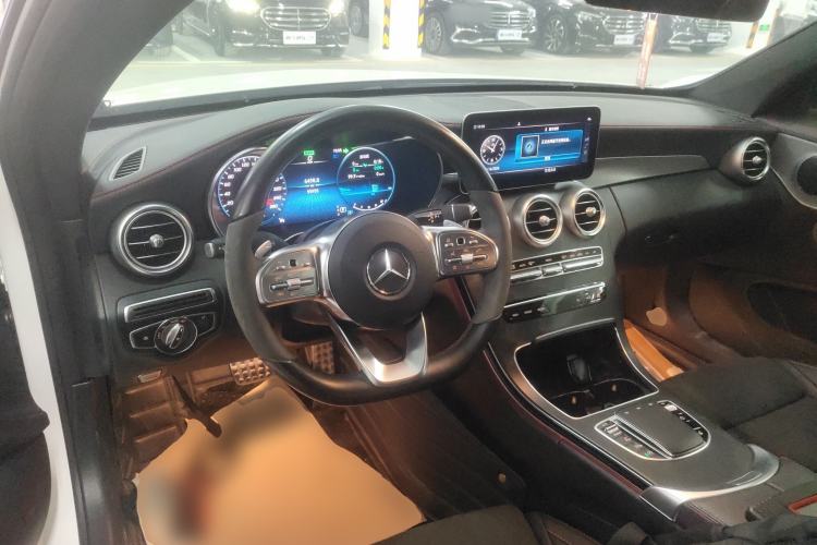 Used Mercedes-Benz C-Class 2022 Refreshed C 260 Coupe Interior 2