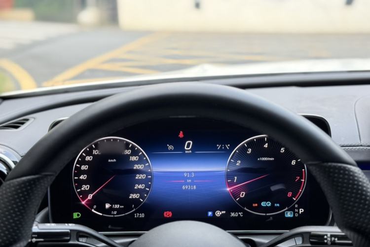 Used Mercedes-Benz C-Class 2022 C 200 L Sport Edition Interior 2