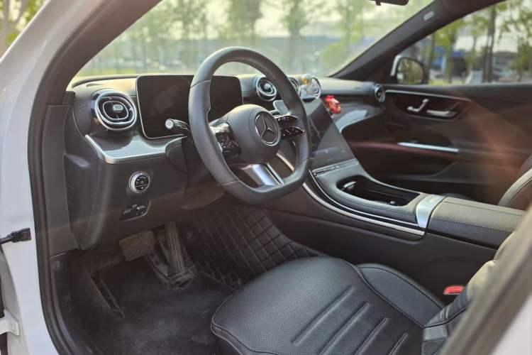 Used Mercedes-Benz C-Class 2022 Restyled C 260 L Sport Edition Interior 2