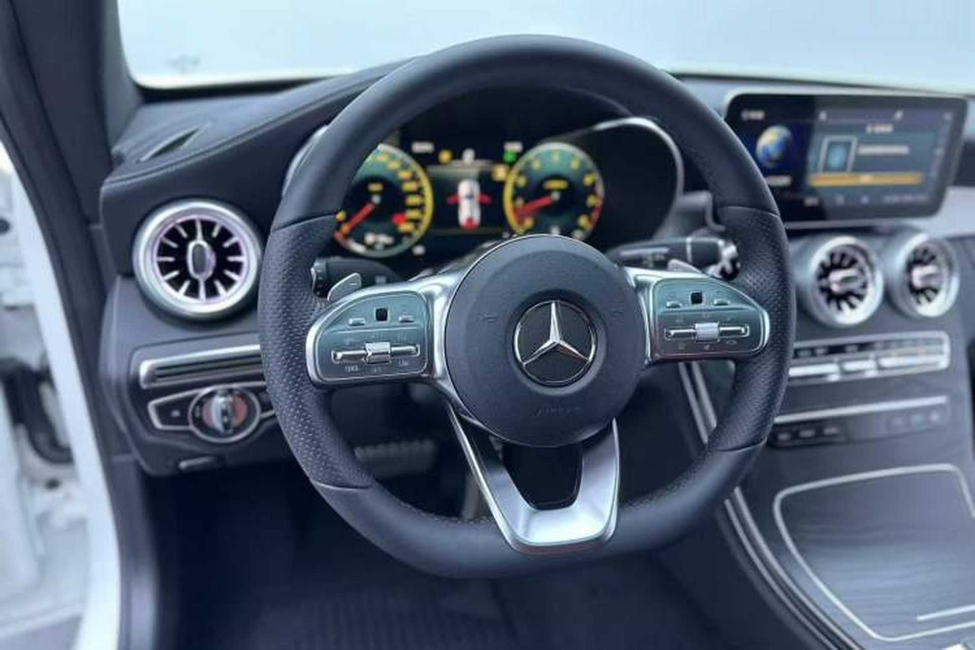 Used Mercedes-Benz C-Class 2022 Refresh C 200 Coupe Interior 2