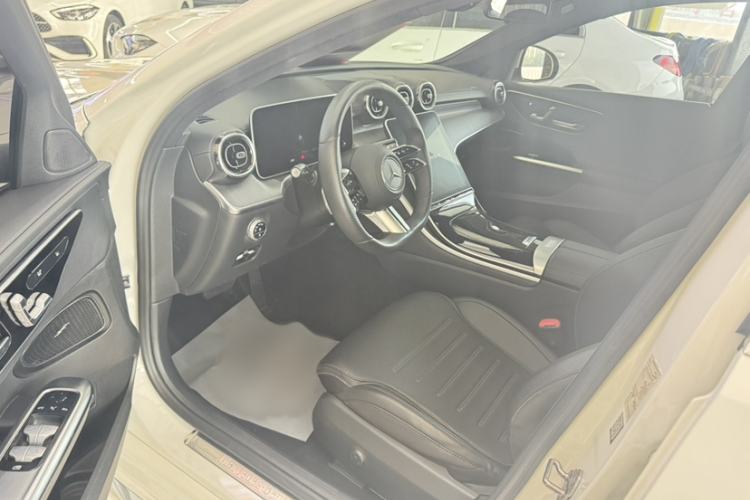 Used Mercedes-Benz C-Class 2022 Restyled C 200 L Sport Edition Interior 2
