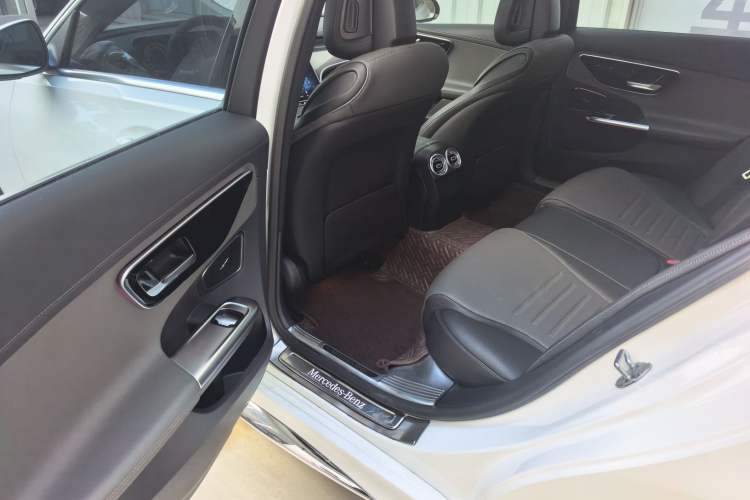 Used Mercedes-Benz C-Class 2022 C 260 L Sport Edition Interior 2
