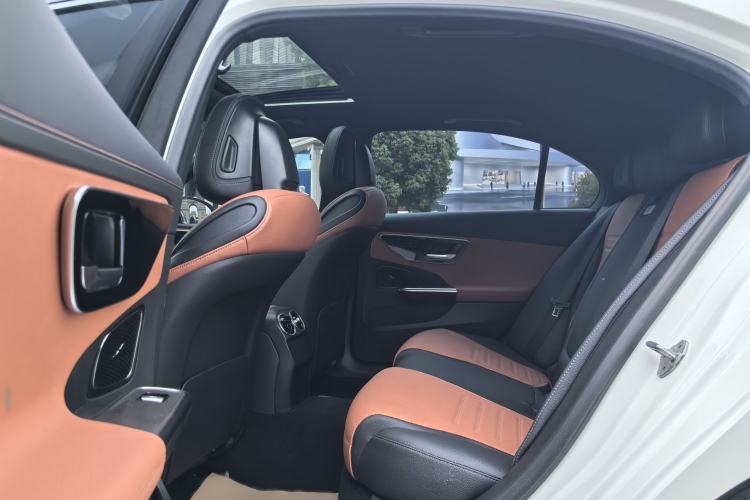 Used Mercedes-Benz C-Class 2022 C 200 L Sport Edition Interior 2