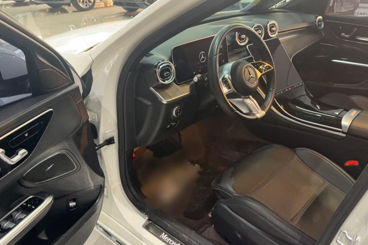 Used Mercedes-Benz C-Class 2022 C 260 L Interior 2