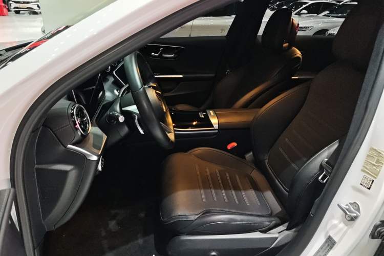 Used Mercedes-Benz C-Class 2022 Restyled C 200 L Sport Edition Interior 2