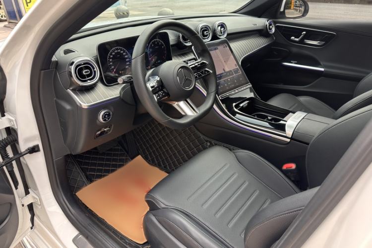 Used Mercedes-Benz C-Class 2022 Restyled C 260 L Sport Edition Interior 2