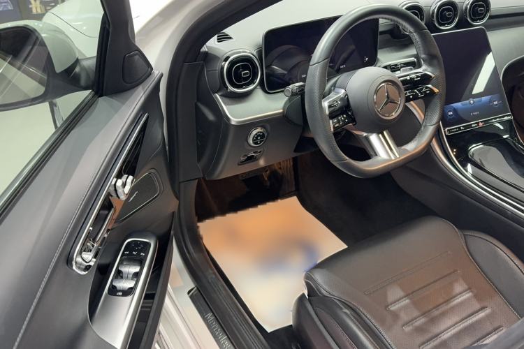 Used Mercedes-Benz C-Class 2022 C 200 L Sport Edition Interior 3