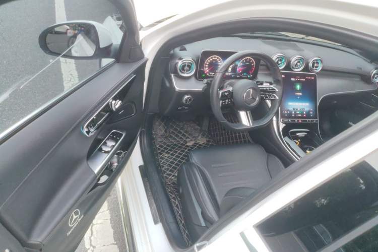 Used Mercedes-Benz C-Class 2022 Restyled C 200 L Sport Edition Interior 3