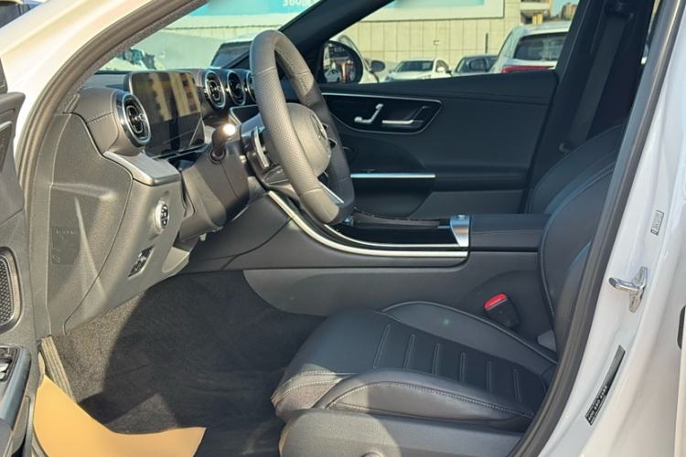 Used Mercedes-Benz C-Class 2022 Restyled C 200 L Sport Edition Interior 3
