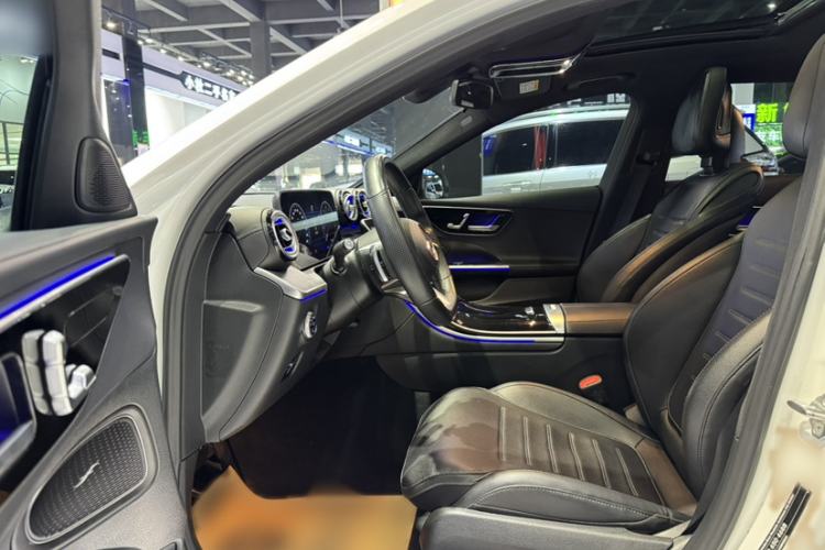 Used Mercedes-Benz C-Class 2022 C 260 L Sport Edition Interior 3