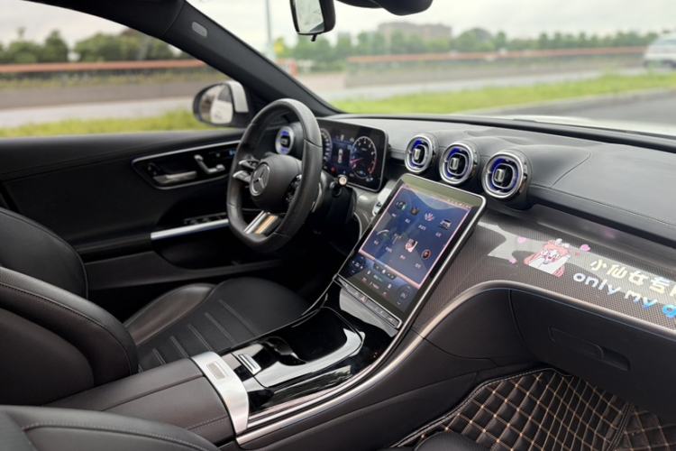 Used Mercedes-Benz C-Class 2022 C 260 L Sport Edition Interior 3