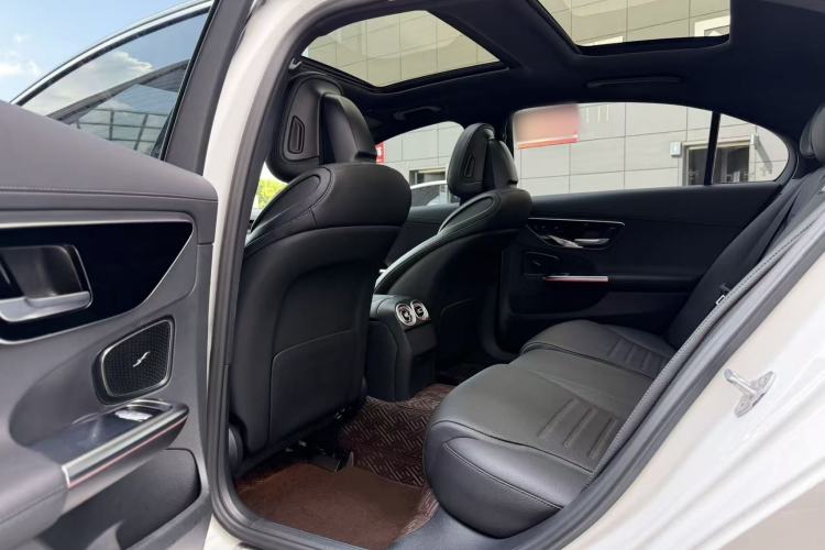 Used Mercedes-Benz C-Class 2022 Restyled C 260 L Sport Edition Interior 3