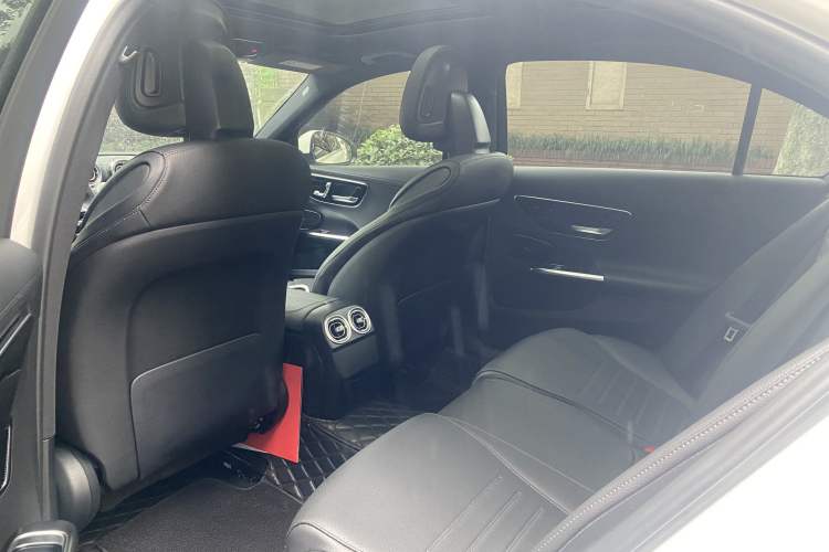 Used Mercedes-Benz C-Class 2022 Restyled C 260 L Sport Edition Interior 3