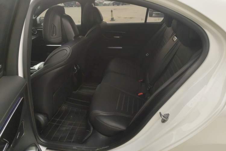 Used Mercedes-Benz C-Class 2022 C 200 L Sport Edition Interior 4