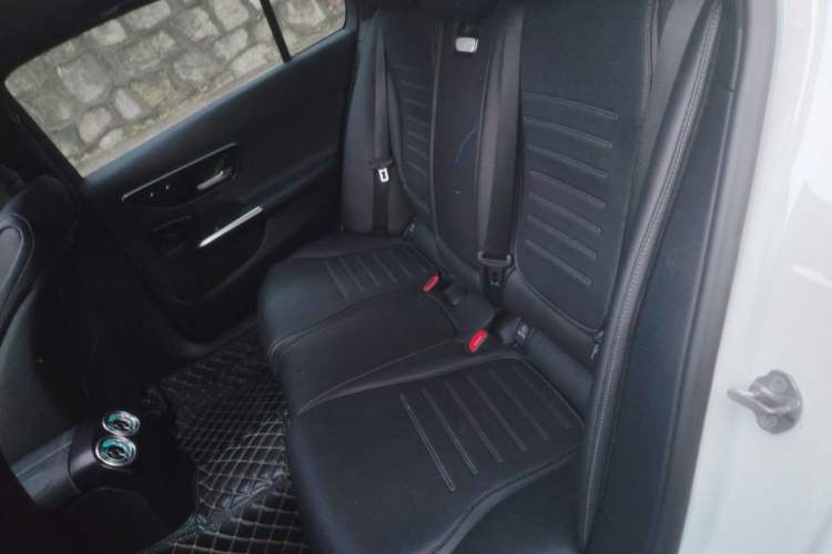 Used Mercedes-Benz C-Class 2022 Restyled C 200 L Sport Edition Interior 4