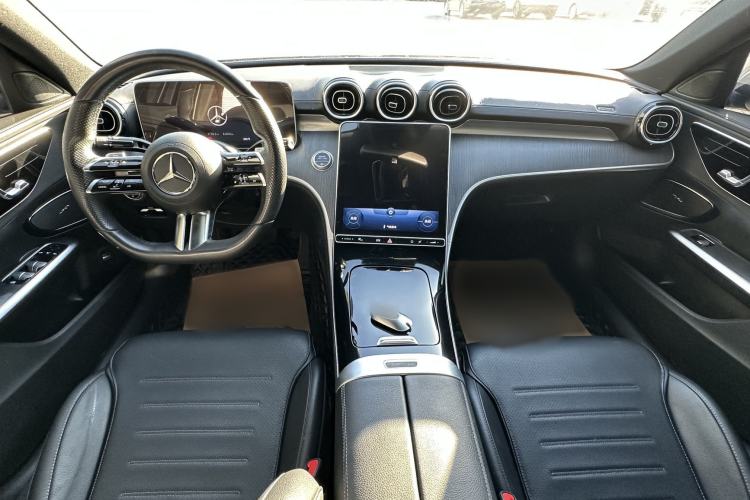 Used Mercedes-Benz C-Class 2022 C 200 L Sport Edition Interior 4