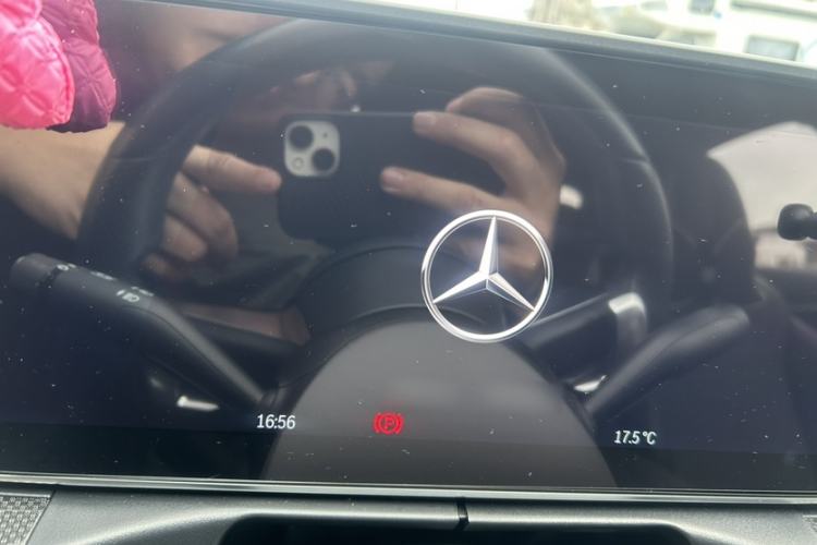 Used Mercedes-Benz C-Class 2022 Restyled C 200 L Sport Edition Interior 4