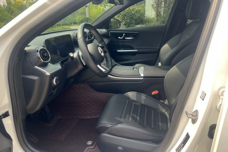 Used Mercedes-Benz C-Class 2022 Restyled C 200 L Sport Edition Interior 4