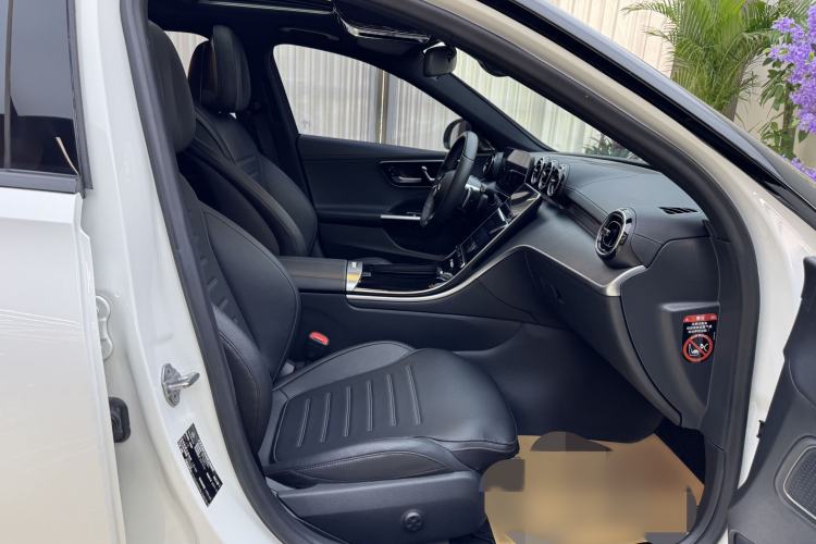 Used Mercedes-Benz C-Class 2022 C 200 L Sport Edition Interior 4