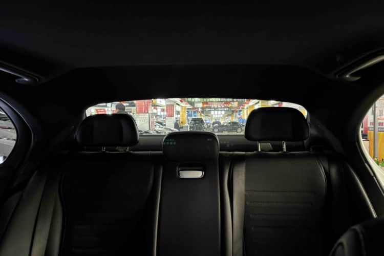 Used Mercedes-Benz C-Class 2022 C 200 L Sport Edition Interior 4