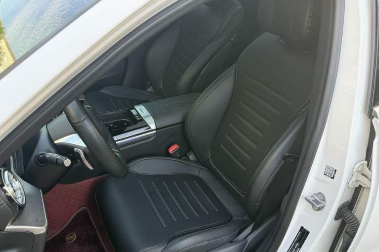 Used Mercedes-Benz C-Class 2022 Restyled C 260 L Sport Edition Interior 4