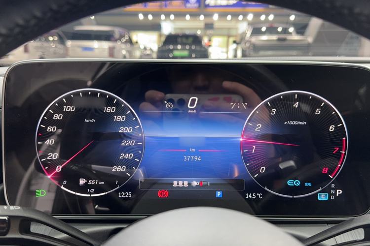 Used Mercedes-Benz C-Class 2022 C 200 L Sport Edition Interior 5