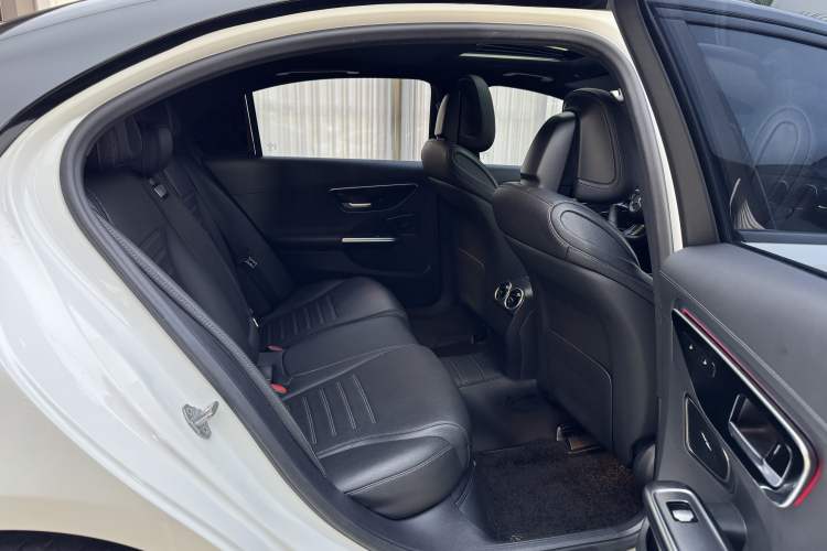 Used Mercedes-Benz C-Class 2022 C 200 L Sport Edition Interior 5