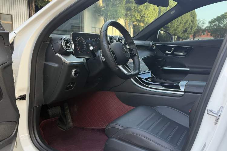 Used Mercedes-Benz C-Class 2022 Restyled C 260 L Sport Edition Interior 5