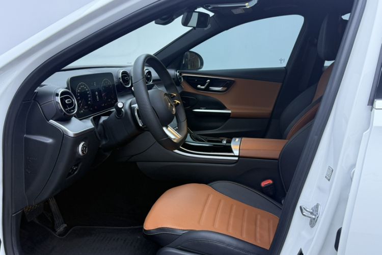 Used Mercedes-Benz C-Class 2022 Restyled C 200 L Sport Edition Interior 5