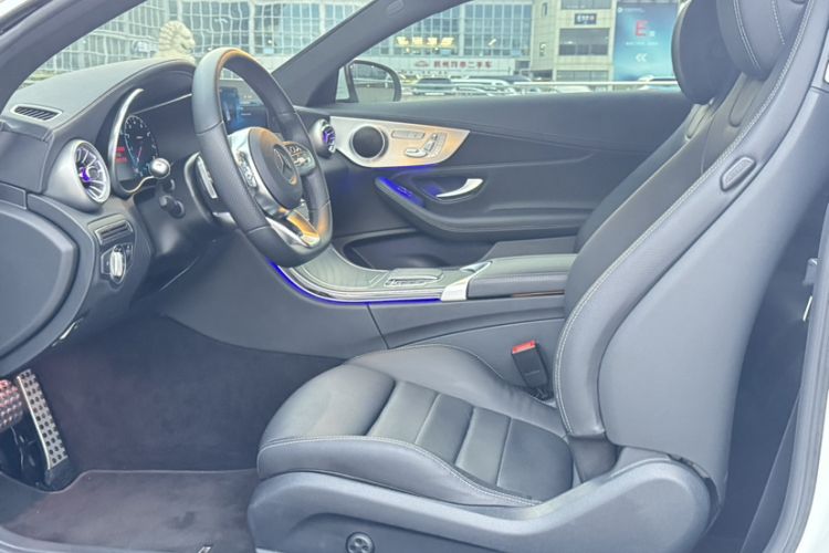 Used Mercedes-Benz C-Class 2022 C 260 Coupe Interior 6