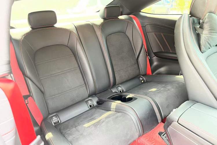 Used Mercedes-Benz C-Class 2022 Refreshed C 260 Coupe Interior 6