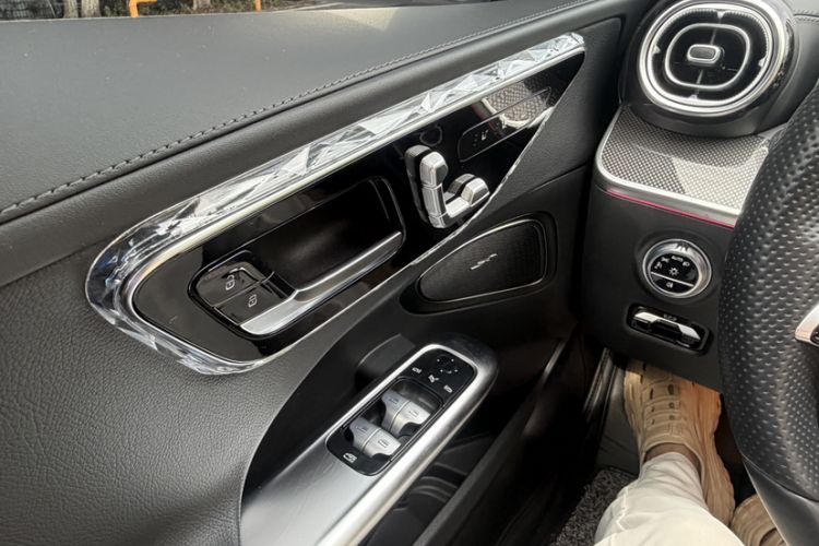 Used Mercedes-Benz C-Class 2022 Restyled C 260 L Sport Edition Interior 6