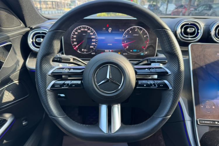 Used Mercedes-Benz C-Class 2022 Restyled C 260 L Sport Edition Interior 8