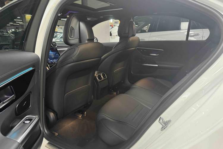 Used Mercedes-Benz C-Class 2022 Restyled C 200 L Sport Edition Interior 8