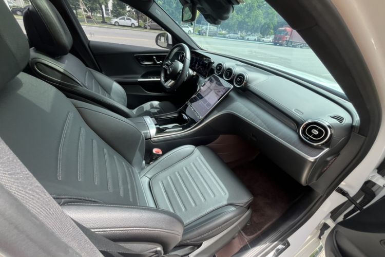 Used Mercedes-Benz C-Class 2022 C 200 L Sport Edition Interior 9