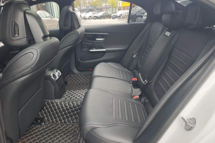 Used Mercedes-Benz C-Class 2022 Restyled C 260 L Sport Edition Interior 9