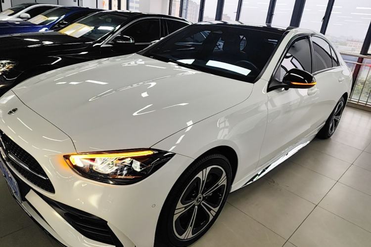 Used Mercedes-Benz C-Class 2022 C 260 L Obsidian Night Sport Edition Guazi used car, China used car export, Used car for sale, Used  cars, Cheapest cars for sale