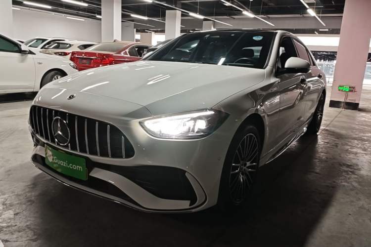 Used Mercedes-Benz C-Class 2022 Restyled C 260 L Sport Edition Guazi used car, China used car export, Used car for sale, Used Mercedes-Benz cars, Cheapest cars for sale