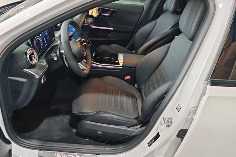 Used Mercedes-Benz C-Class 2022 Revised C 260 L Starry Night Sport Edition Left Front Seat