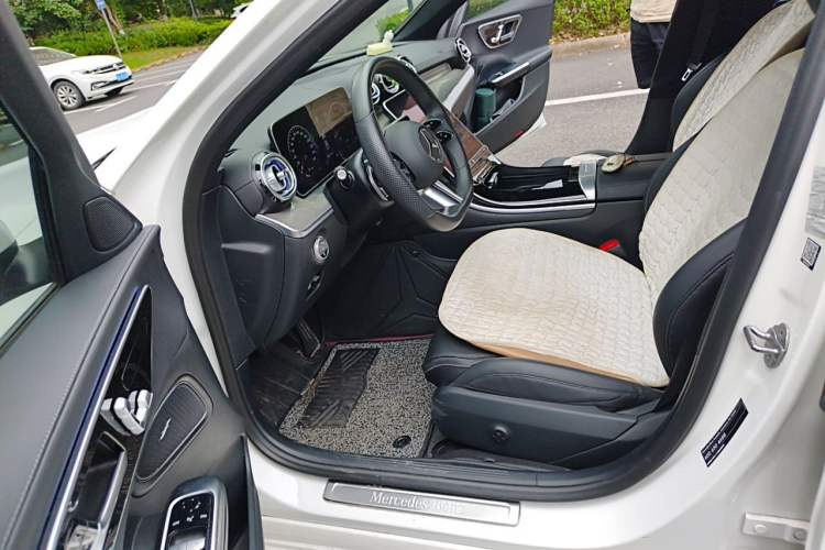 Used Mercedes-Benz C-Class 2022 Restyled C 260 L Sport Edition Left Front Seat