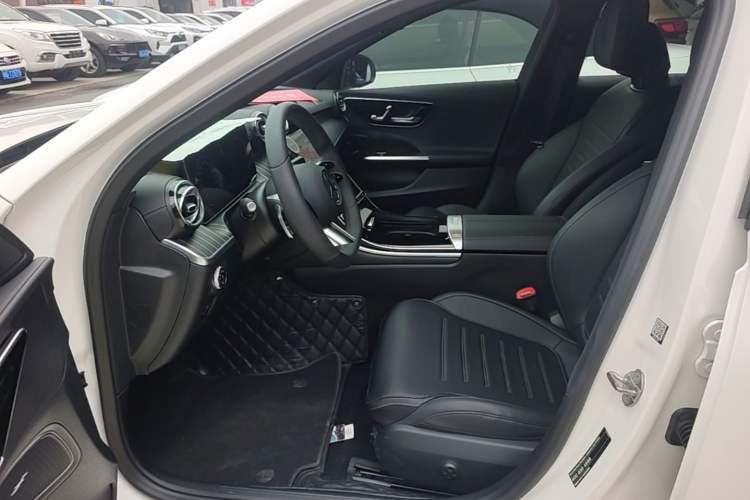 Used Mercedes-Benz C-Class 2022 Restyled C 260 L Sport Edition Left Front Seat