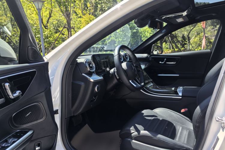 Used Mercedes-Benz C-Class 2022 Restyled C 260 L Sport Edition Left Front Seat