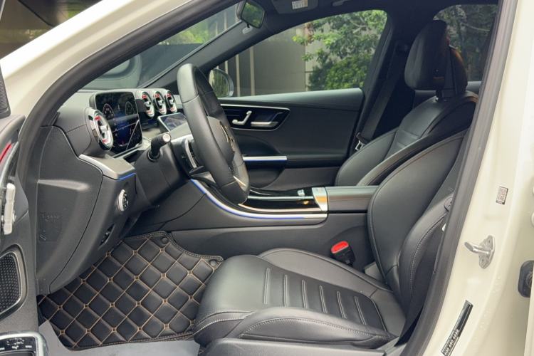 Used Mercedes-Benz C-Class 2022 C 260 L Sport Edition Left Front Seat